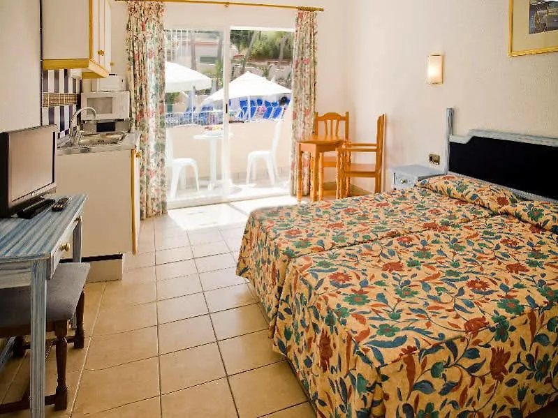 ***  Globales Montemar Hotel Cala Llonga  Spain